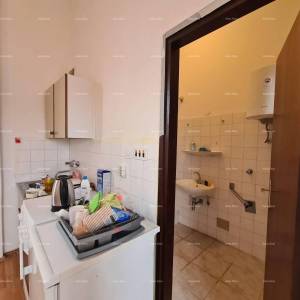 Prodaja - studio apartman s terasom, 800 m od mora, Barbariga!