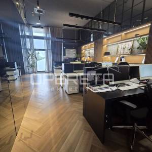 Prodaja, Ulični lokal, Trstenik, Poljička cesta , 114m2