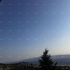 Prodaja velike, lijepe kuće sa 5 apartmana i prekrasnim pogledom na more i Krk, Novi Vinodolski!