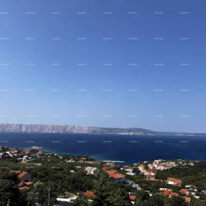 Prodaja velike, lijepe kuće sa 5 apartmana i prekrasnim pogledom na more i Krk, Novi Vinodolski!