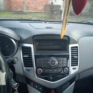 Prodaja zbog viska automobila