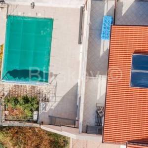 Prodaja,Crikvenica,luksuzna kuća, 4 apartmana,bazen,parking,vrt,garaža