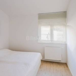 Prodaja,Crikvenica,luksuzna kuća, 4 apartmana,bazen,parking,vrt,garaža