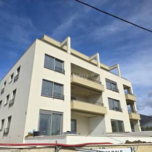 Prodaja,dvosoban stan u luksuznom resortu,Kaštela