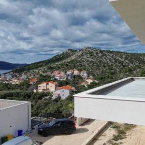 Prodaja,moderna kuća s pogledom na more, Seget