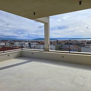 Prodaja,penthouse u luksuznom resortu,Kaštela