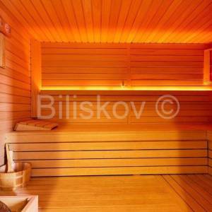 Prodaja,Rakov Potok, montažna kuća površine 179 m2,bazen,parking 