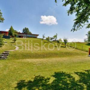 Prodaja,Rakov Potok, montažna kuća površine 179 m2,bazen,parking 