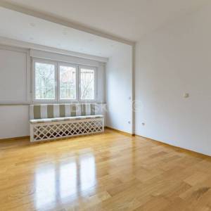 Prodaja,Remete,dvoetažni šesterosobni stan148,50m2 s dva parkirališta