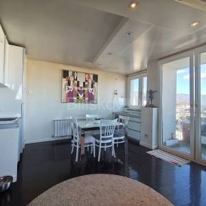 Prodaja,Trešnjevka,dvosoban stan 56,16 m2 na 17.katu nebodera,lift