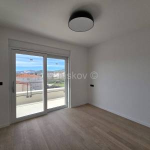 Prodaja,trosoban stan u luksuznom resortu,Kaštela