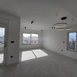 Prodaja,trosoban stan u luksuznom resortu,Kaštela