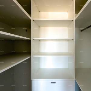 Prodaje se atraktivna kuća u Premanturi s pogledom na more