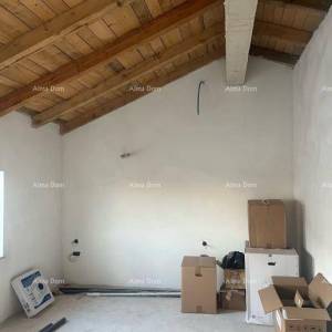 Prodaje se  atraktivna kuća u visokoj fazi gradnje, blizu Kanfanara