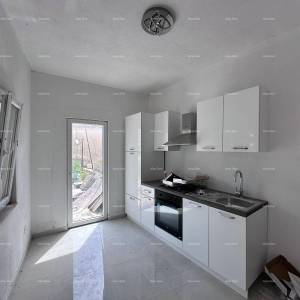 Prodaje se fantastična kuća sa tri stana u Medulinu!