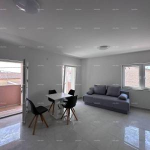 Prodaje se fantastična kuća sa tri stana u Medulinu!