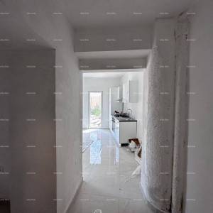 Prodaje se fantastična kuća sa tri stana u Medulinu!