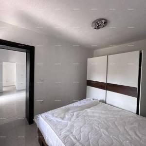 Prodaje se fantastična kuća sa tri stana u Medulinu!