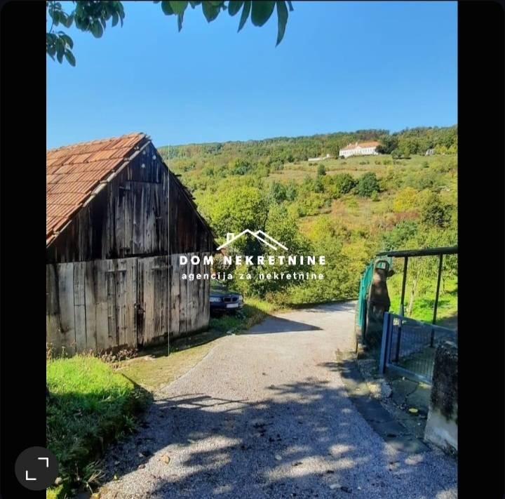 PRODAJE SE GRAĐEVINSKO ZEMLJIŠTE U ZAGREBU NA ŠESTINAMA