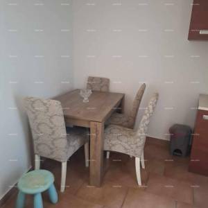 Prodaje se kamena kuća u nizu, nanovo obnovljena, Buje!