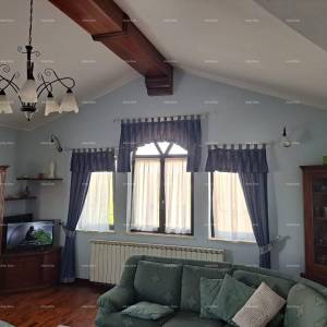 Prodaje se  kuća u  Umagu