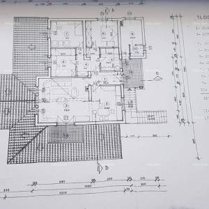 Prodaje se  kuća u  Umagu