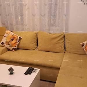 Prodaje se lijep stan u Puli – 33.20m². Blizina Caffe bara