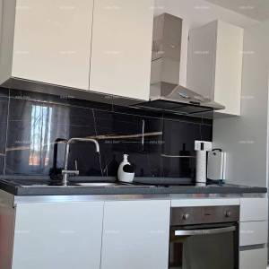 Prodaje se lijep stan u Puli – 33.20m². Blizina Caffe bara