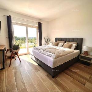 Prodaje se  lijepa i moderna kuća, Poreč