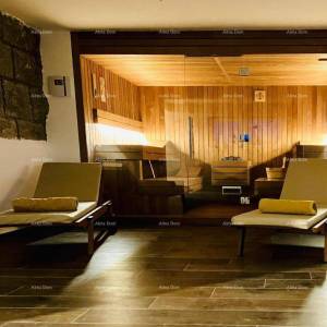 Prodaje se  lijepa i moderna kuća, Poreč