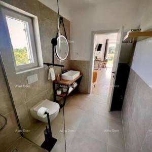 Prodaje se  lijepa i moderna kuća, Poreč