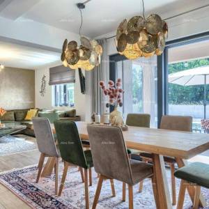 Prodaje se luksuzna vila s bazenom u zelenoj oazi u okolici Labina