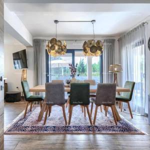 Prodaje se luksuzna vila s bazenom u zelenoj oazi u okolici Labina