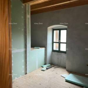 Prodaje se obiteljska kuća u mirnom dijelu okolice Labina