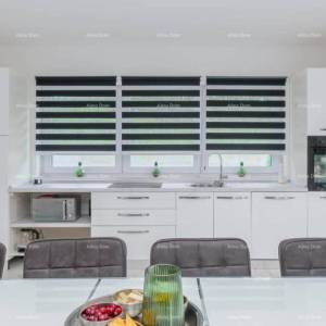 Prodaje se prekrasna i moderna villa sa bazenom u malom istarskom selu