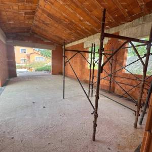 Prodaje se prizemnica sa bazenom- trenutno roh bau faza, Sveti Petar u Šumi- blizina Pazina!