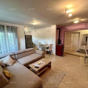 Prodaje se stan – 65 m², Novigrad