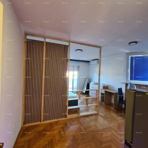 Prodaje se stan na odličnoj lokaciji u Puli-Veruda, blizina mora!