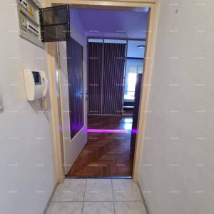 Prodaje se stan na odličnoj lokaciji u Puli-Veruda, blizina mora!