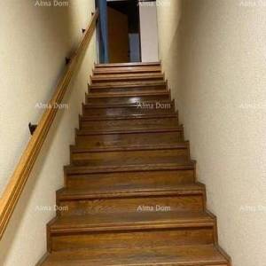 Prodaje se stan površine 130 m2, Buzet.