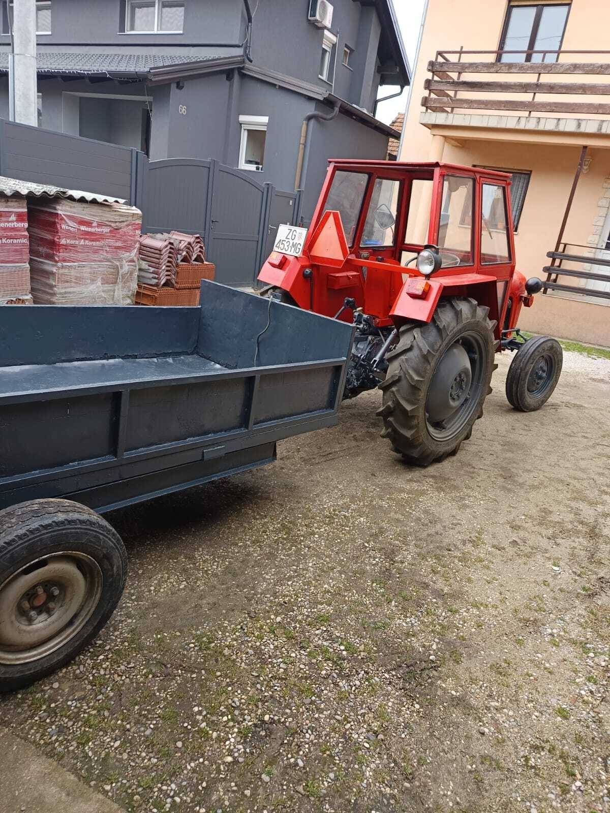 Prodaje se traktor imt  traktor sa prikolicom god.1986.