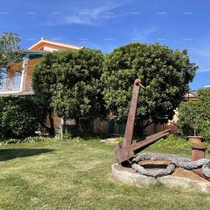 Prodaje se vila, blizina Marčane.