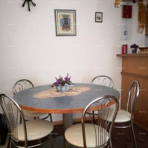 Prodajem 2-soban stan sa zajedničkim bazenom, Umag