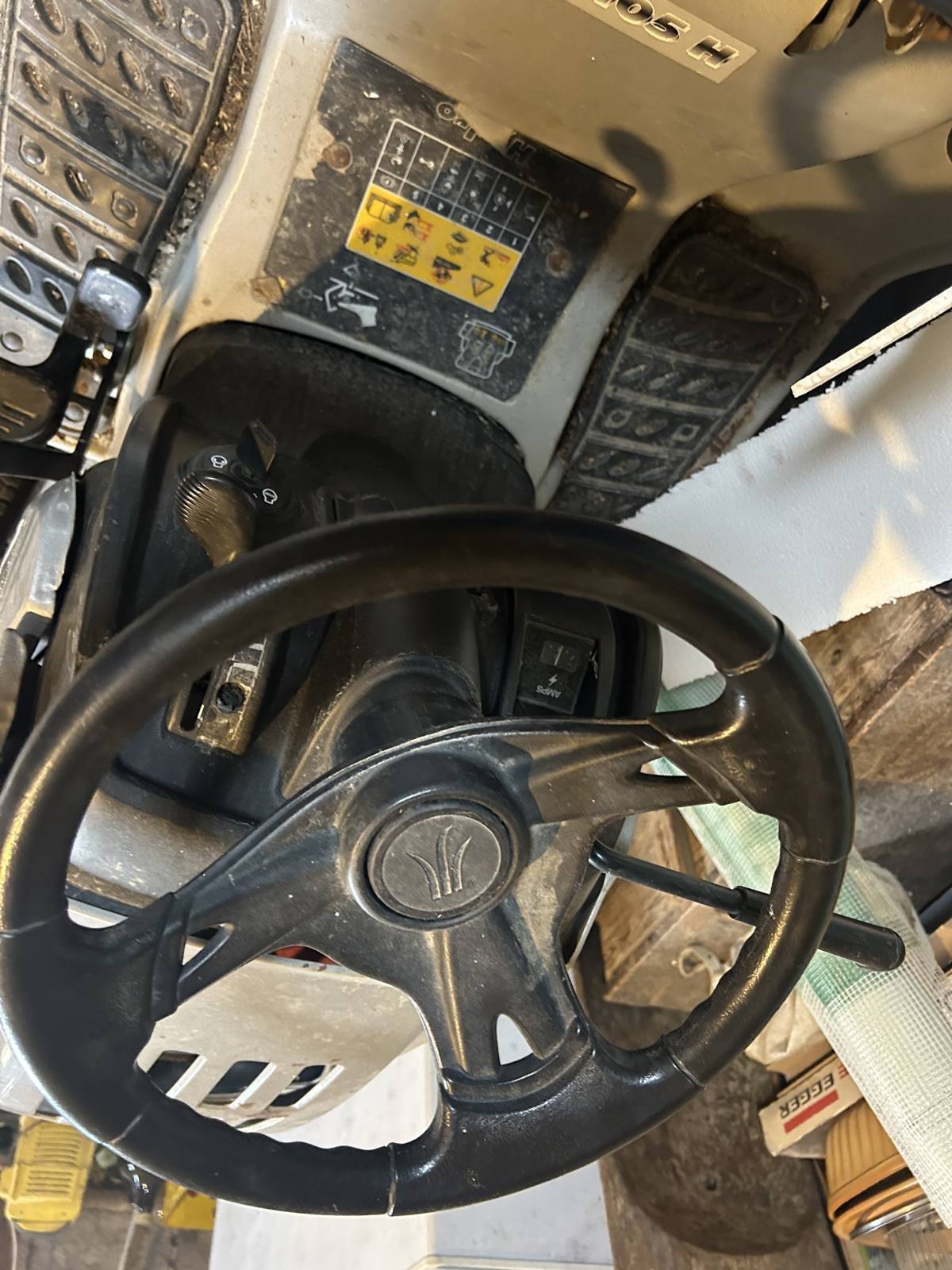 Prodajem traktor koslicu