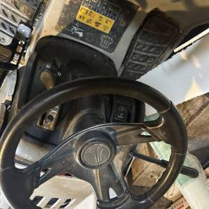 Prodajem traktor koslicu