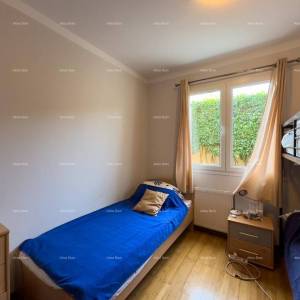 Prodajemo stan sa vrtom na odličnoj lokaciji, Pula. Valdebek