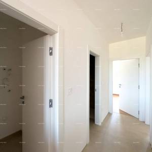 Prodajemo stan sa  vrtom u Barbanu.