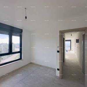 Prodajemo stan u novoj zgradi u Banjolama.