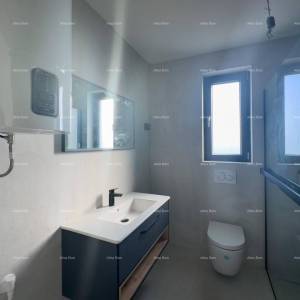 Prodajemo stan u novoj zgradi u Banjolama.