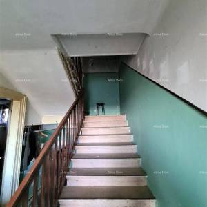 Prodajemo staru Istarsku kamenu kuću sa pogledom na Grožnjan.